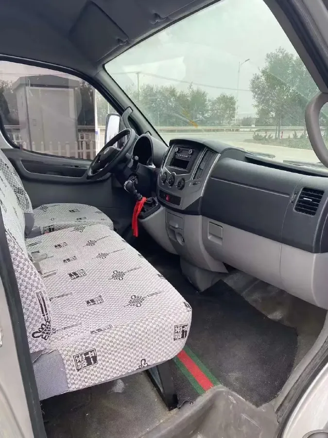 2021 DongFeng DFAC YuFeng 2.3T 110HP L4 6MT,autocango,china used car exporter,china ev exporter,chinese used car exporter,chinese used ev exporter