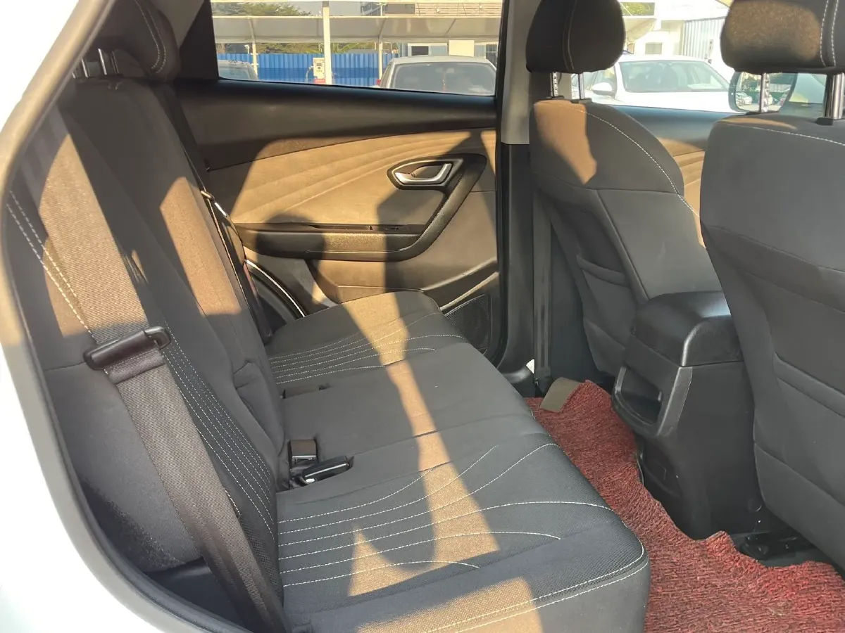 2020 Jetour X70M 1.5T 156HP L4 6MT,autocango,china used car exporter,china ev exporter,chinese used car exporter,chinese used ev exporter