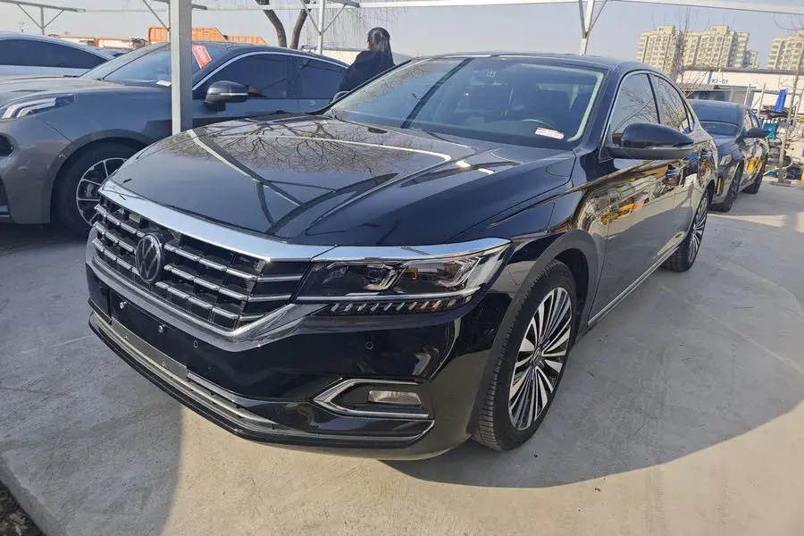 2020 Volkswagen Passat 2.0T 186HP L4 7DCT