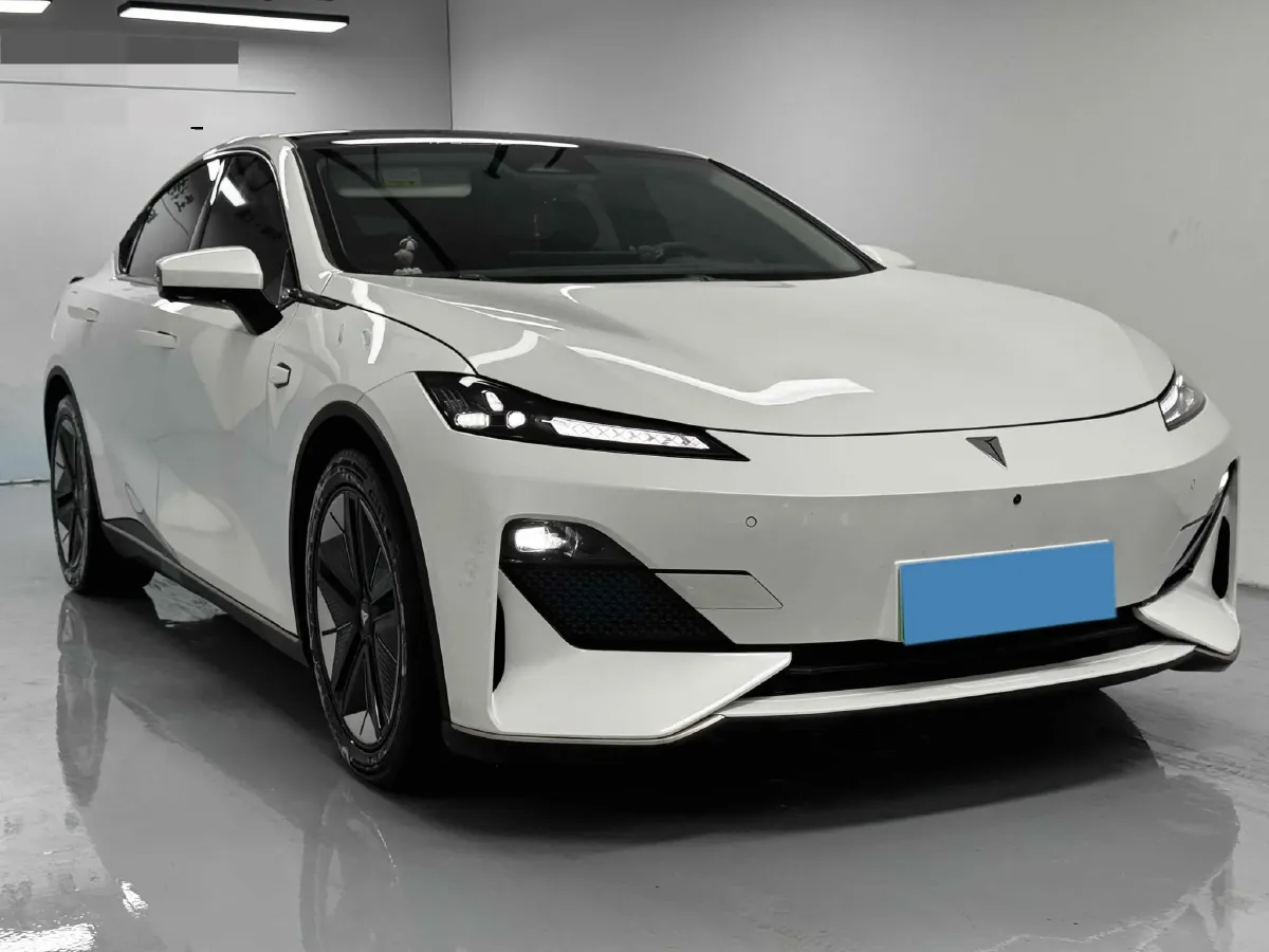 2022 DongFeng Forthing LingZhi EV BEV 68.4KWH,autocango,china used car exporter,china ev exporter,chinese used car exporter,chinese used ev exporter