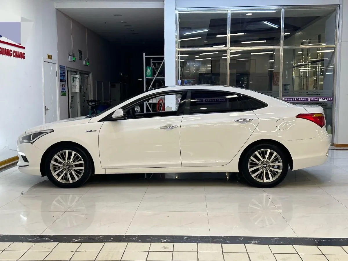 2017 Hyundai Mistra 1.6T 175HP L4 7DCT,autocango,china used car exporter,china ev exporter,chinese used car exporter,chinese used ev exporter