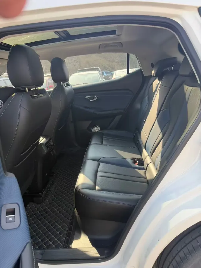 2023 GAC Trumpchi GS3 1.5T 177HP L4 7DCT,autocango,china used car exporter,china ev exporter,chinese used car exporter,chinese used ev exporter