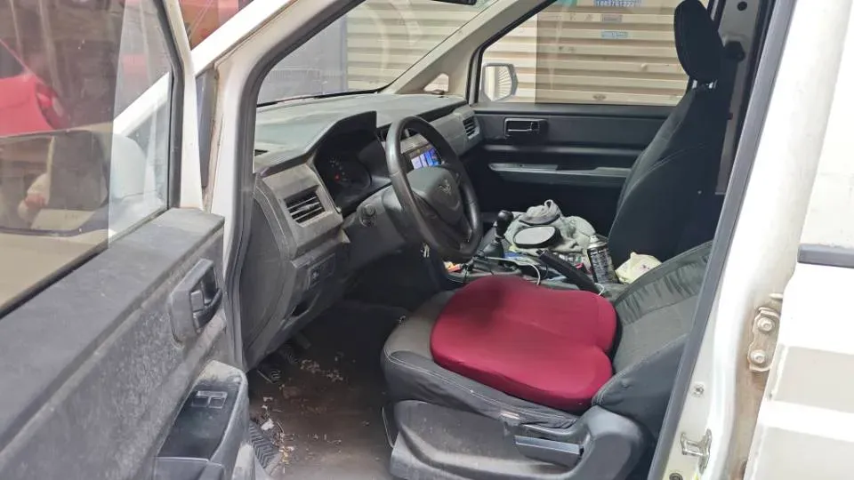 2020 WuLing HongGuang Plus 1.5L 99HP L4 6MT,autocango,china used car exporter,china ev exporter,chinese used car exporter,chinese used ev exporter