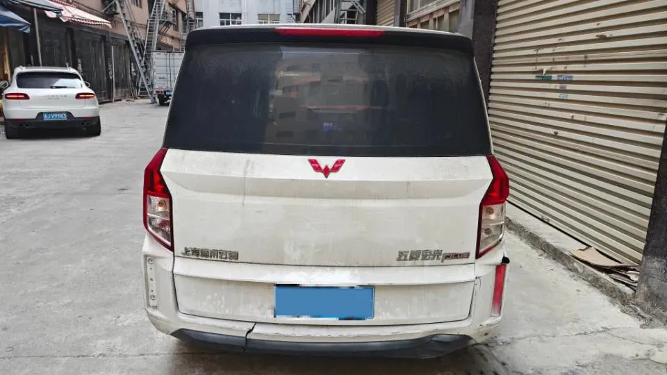 2020 WuLing HongGuang Plus 1.5L 99HP L4 6MT,autocango,china used car exporter,china ev exporter,chinese used car exporter,chinese used ev exporter