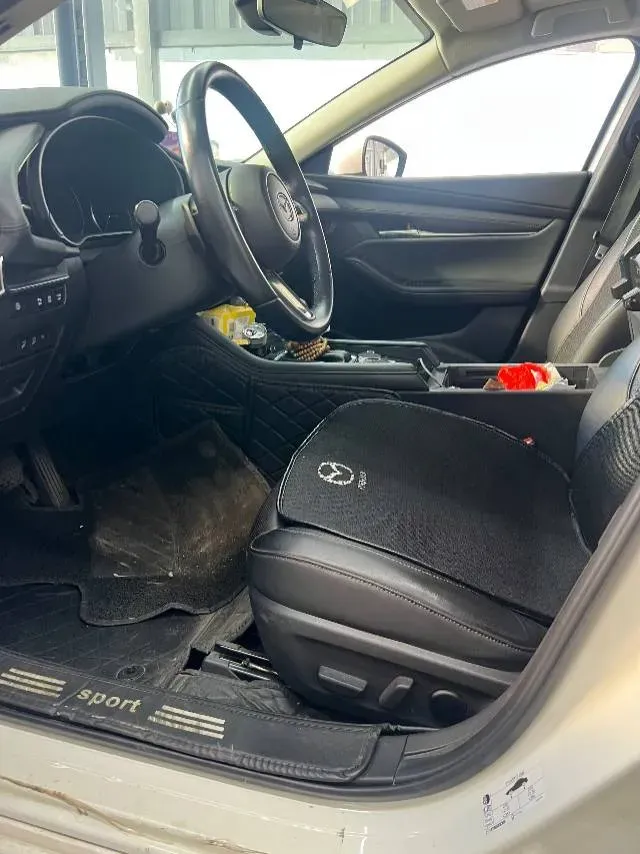 2021 Mazda 3 Axela 2.0L 158HP L4 6AT,autocango,china used car exporter,china ev exporter,chinese used car exporter,chinese used ev exporter