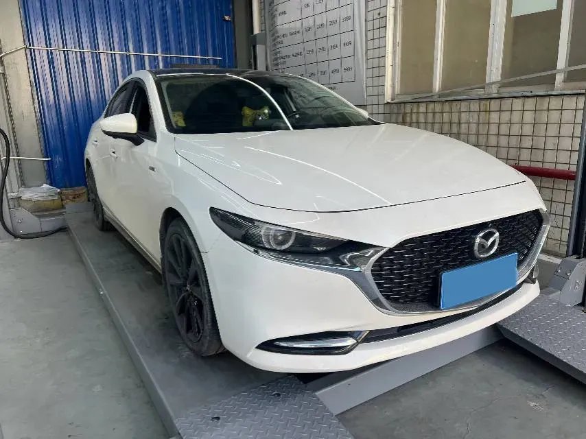 2021 Mazda 3 Axela 2.0L 158HP L4 6AT,autocango,china used car exporter,china ev exporter,chinese used car exporter,chinese used ev exporter