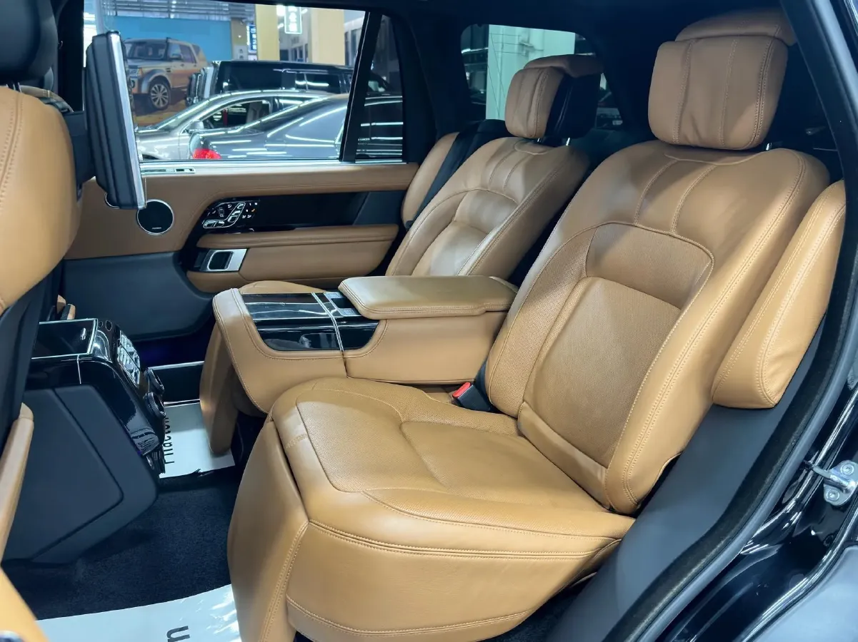 2020 Land Rover Range Rover 3.0T 400HP L6 8AT,autocango,china used car exporter,china ev exporter,chinese used car exporter,chinese used ev exporter