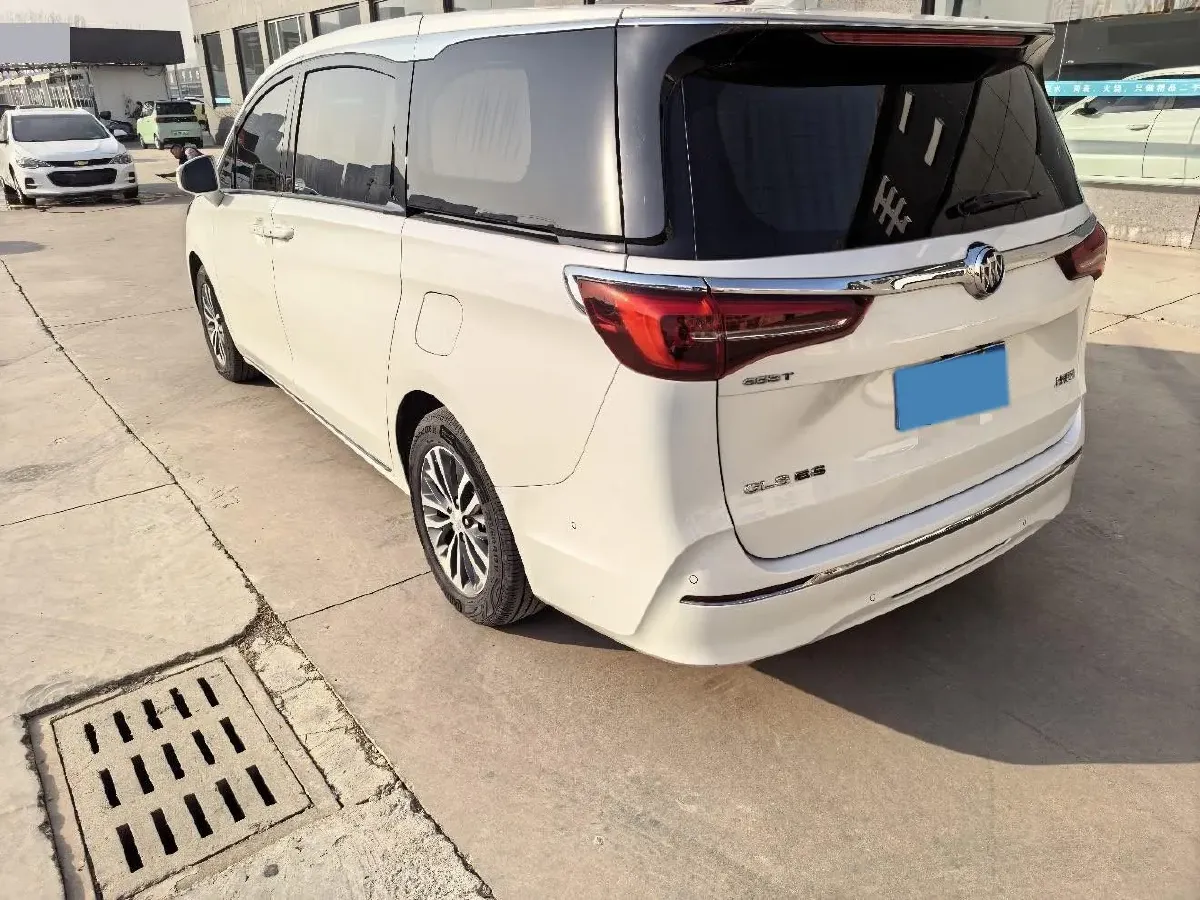 2023 Buick GL8 2.0T 237HP L4 9AT,autocango,china used car exporter,china ev exporter,chinese used car exporter,chinese used ev exporter