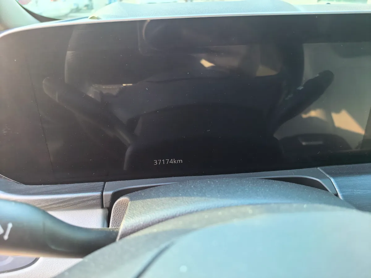 2023 Buick GL8 2.0T 237HP L4 9AT,autocango,china used car exporter,china ev exporter,chinese used car exporter,chinese used ev exporter