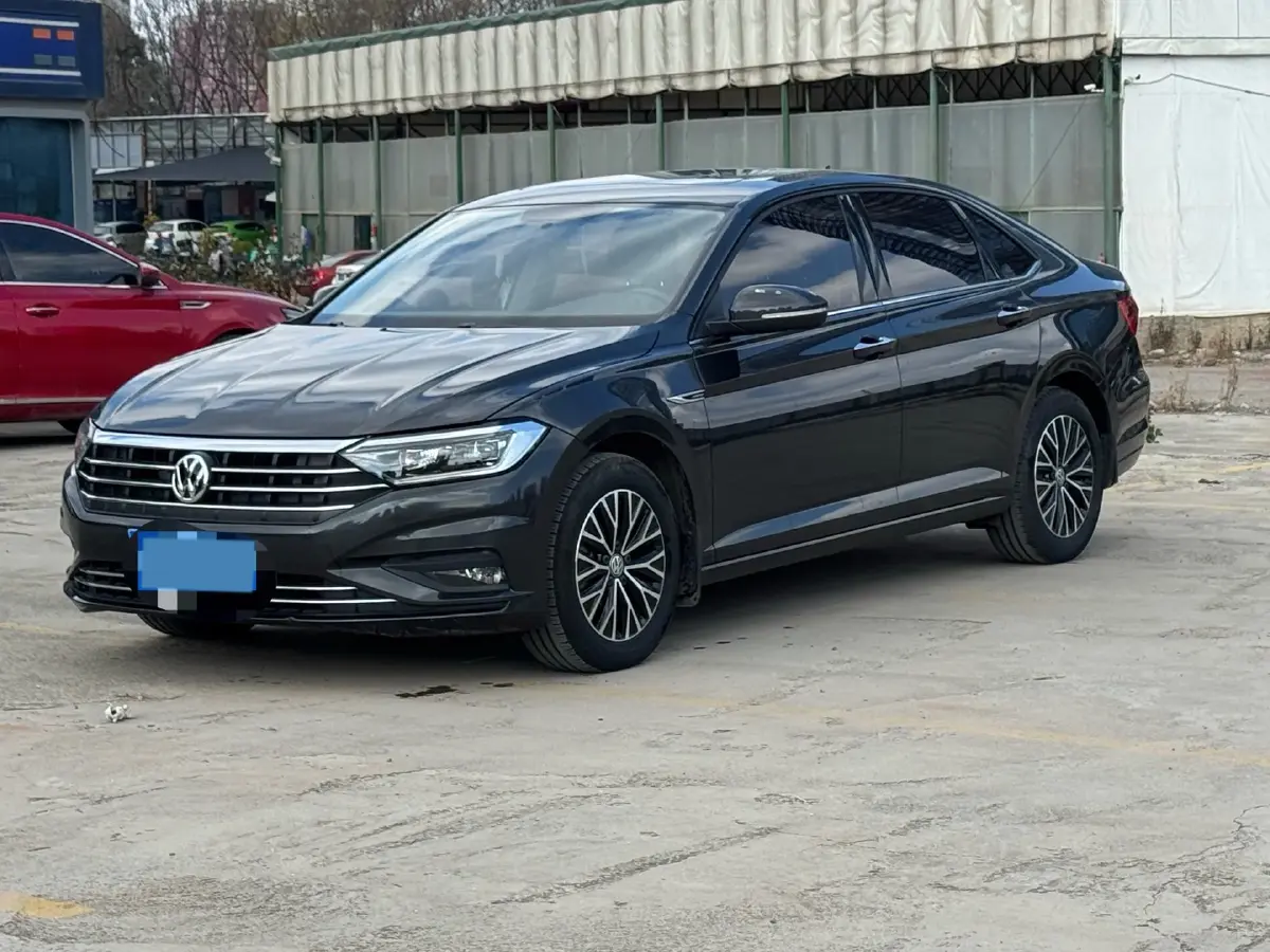 2021 Volkswagen Sagitar 1.2T 116HP L4 5MT