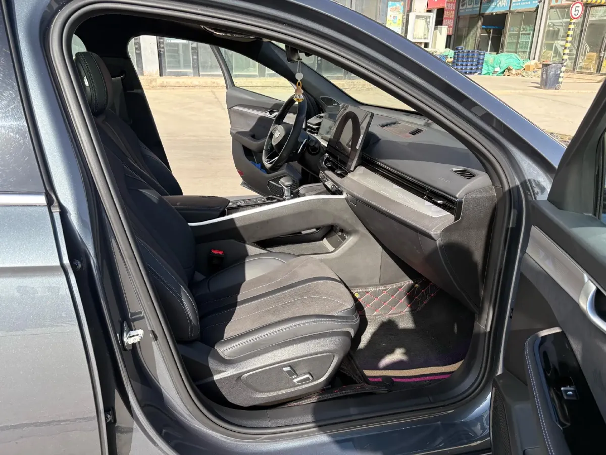 2025 Geely Preface 2.0T 238HP L4 8AT,autocango,china used car exporter,china ev exporter,chinese used car exporter,chinese used ev exporter