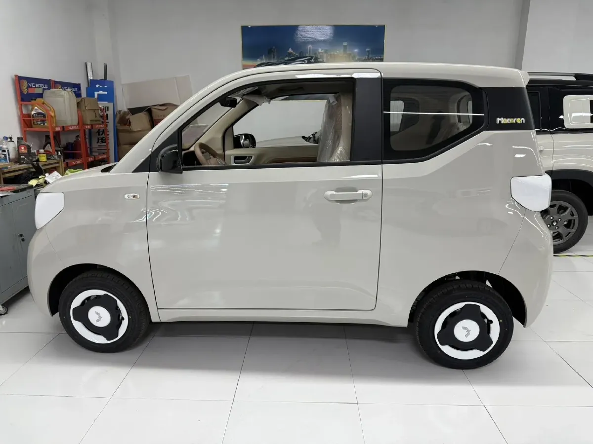 2024 WuLing HongGuang MINI EV BEV 17.3KWH,autocango,china used car exporter,china ev exporter,chinese used car exporter,chinese used ev exporter