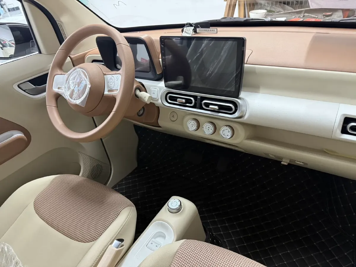 2024 WuLing HongGuang MINI EV BEV 17.3KWH,autocango,china used car exporter,china ev exporter,chinese used car exporter,chinese used ev exporter