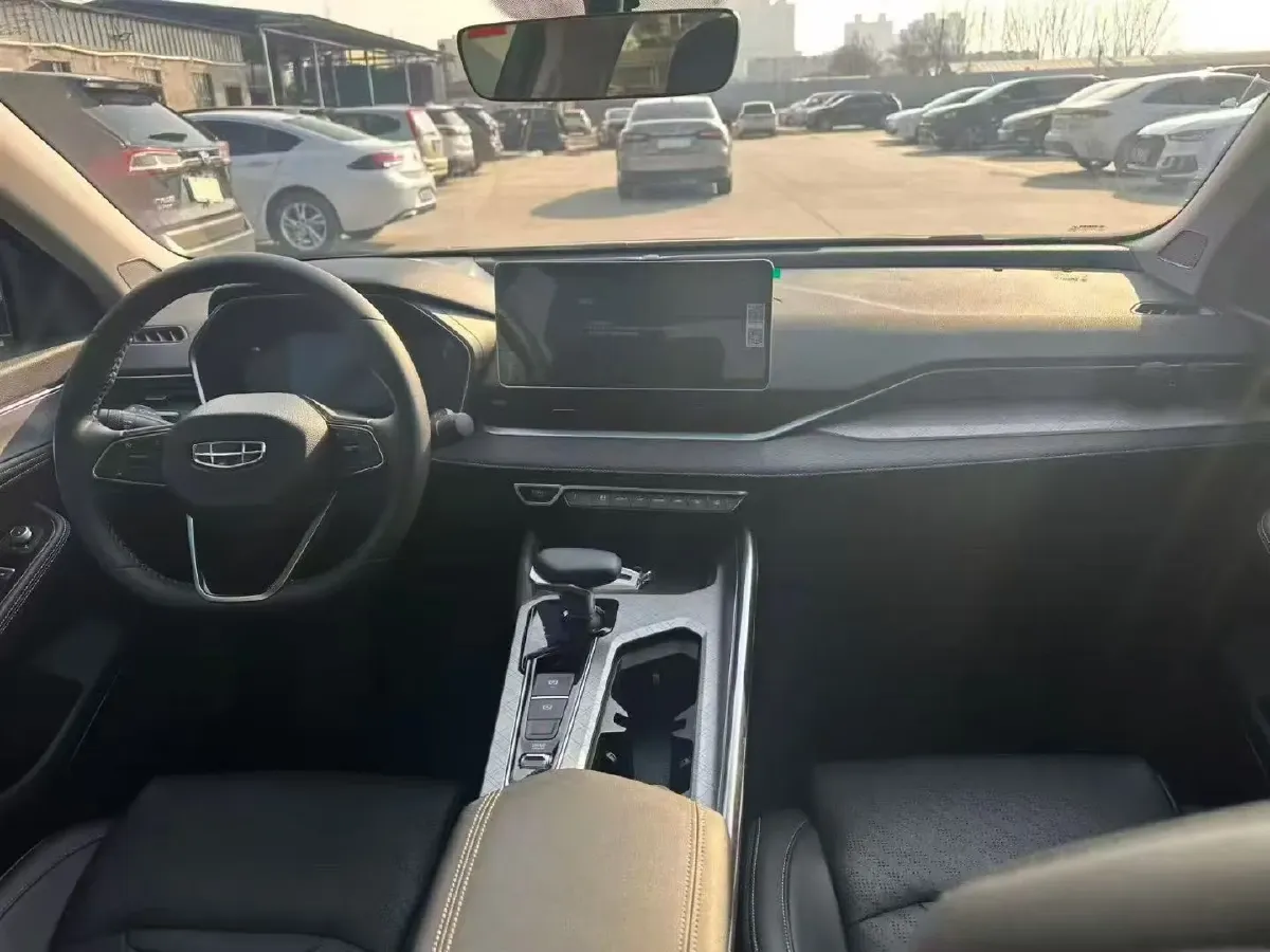 2021 Geely Preface 2.0T 190HP L4 7DCT,autocango,china used car exporter,china ev exporter,chinese used car exporter,chinese used ev exporter