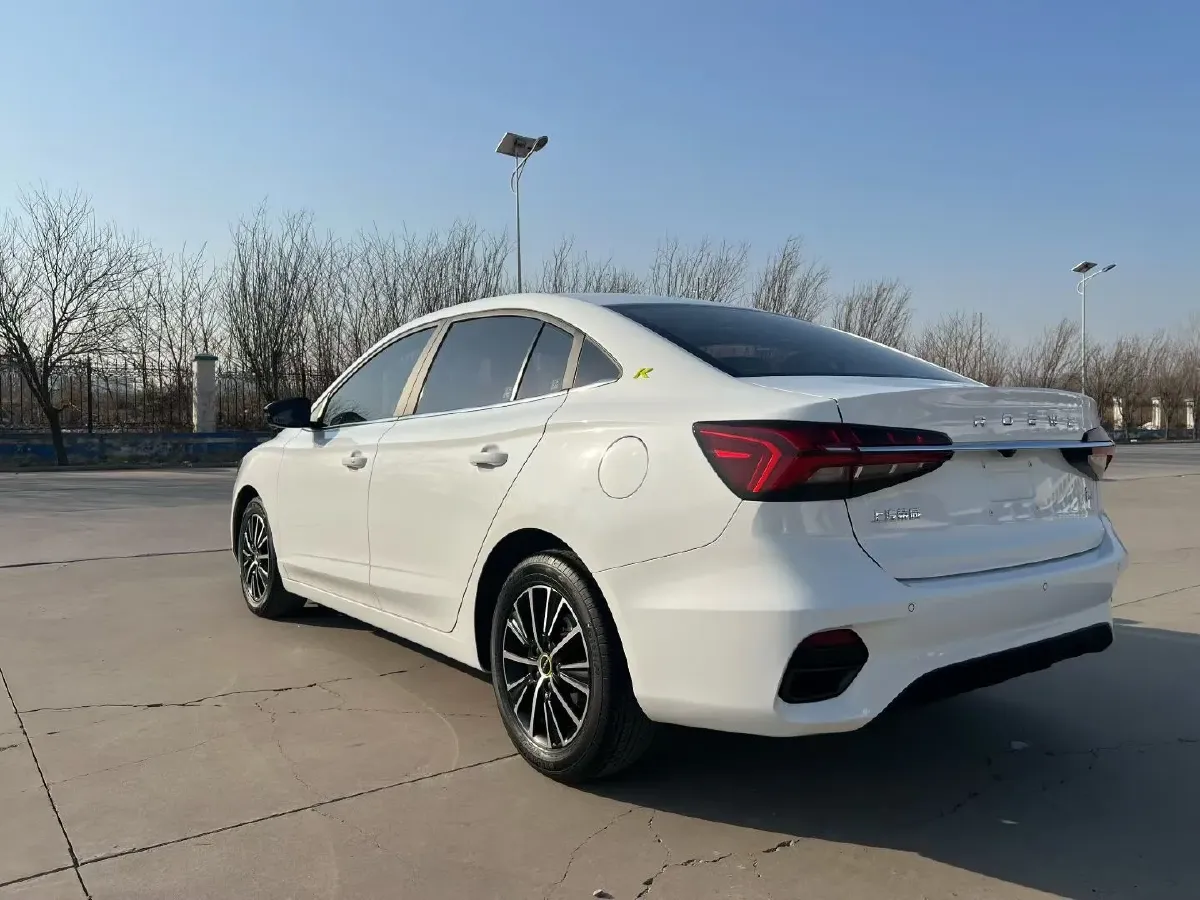 2021 Roewe i5 1.5L 120HP L4 CVT,autocango,china used car exporter,china ev exporter,chinese used car exporter,chinese used ev exporter