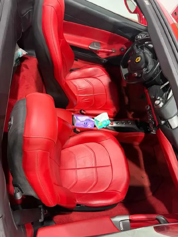 2015 Ferrari 488 3.9T 670HP V8 7DCT,autocango,china used car exporter,china ev exporter,chinese used car exporter,chinese used ev exporter