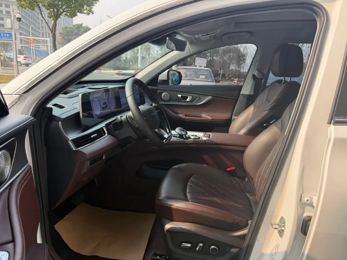 2024 Chery Tiggo 8 PRO 1.6T 197HP L4 7DCT,autocango,china used car exporter,china ev exporter,chinese used car exporter,chinese used ev exporter