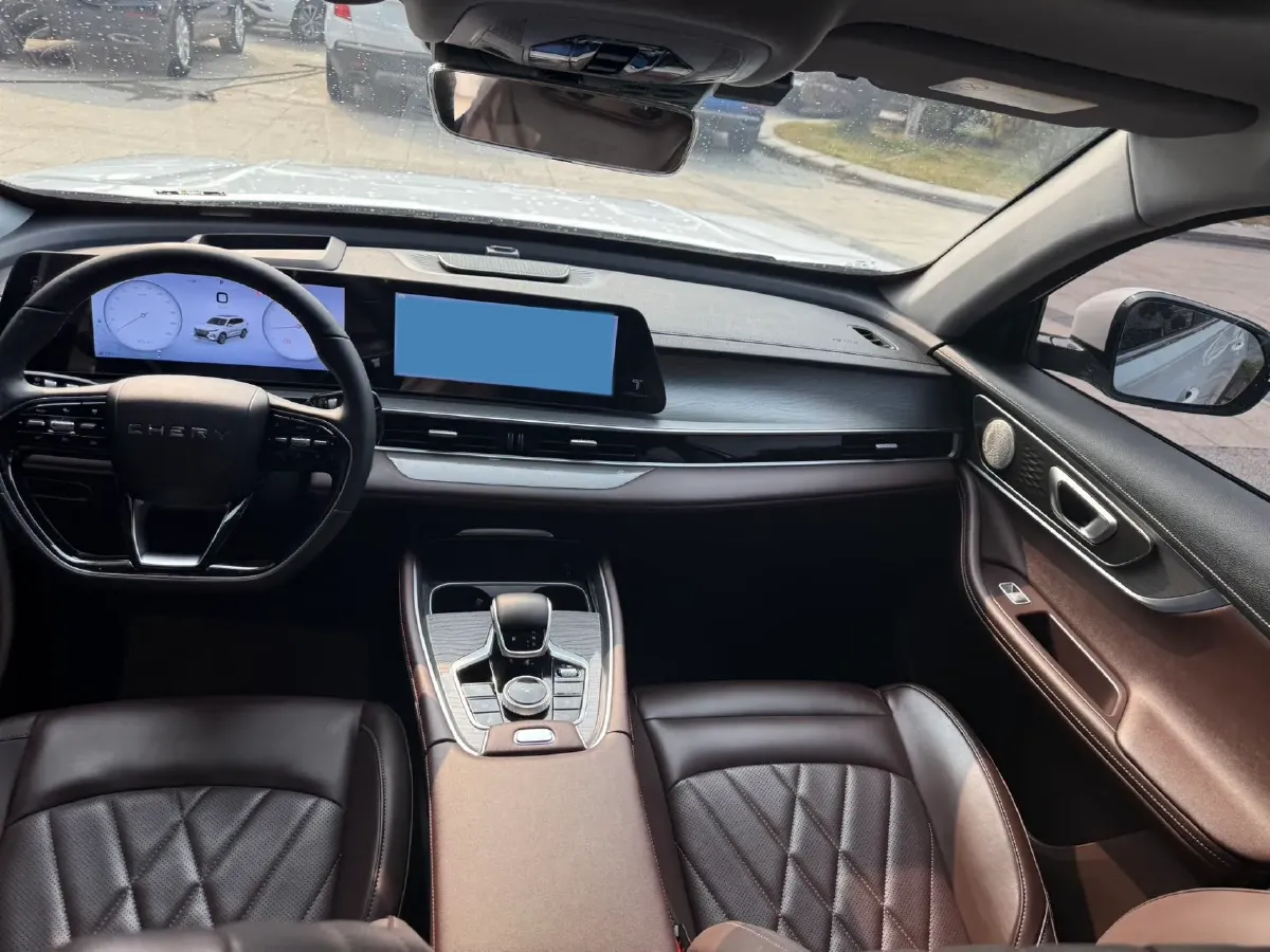 2024 Chery Tiggo 8 PRO 1.6T 197HP L4 7DCT,autocango,china used car exporter,china ev exporter,chinese used car exporter,chinese used ev exporter