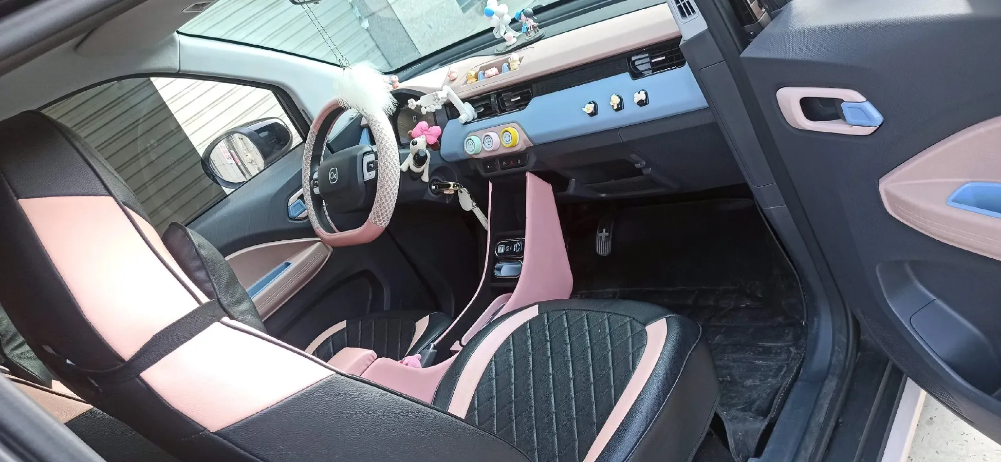 2024 Chery QQ Ice Cream BEV 13.6KWH,autocango,china used car exporter,china ev exporter,chinese used car exporter,chinese used ev exporter