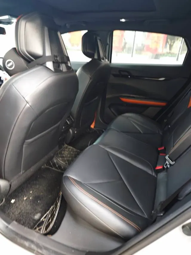 2022 ChangAn UNI-V 1.5T 188HP L4 7DCT,autocango,china used car exporter,china ev exporter,chinese used car exporter,chinese used ev exporter