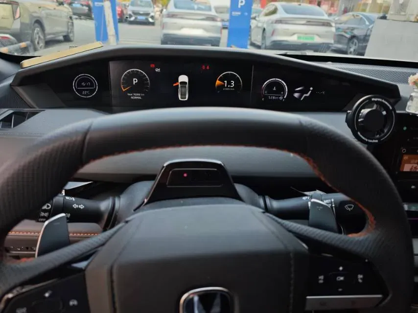 2022 ChangAn UNI-V 1.5T 188HP L4 7DCT,autocango,china used car exporter,china ev exporter,chinese used car exporter,chinese used ev exporter