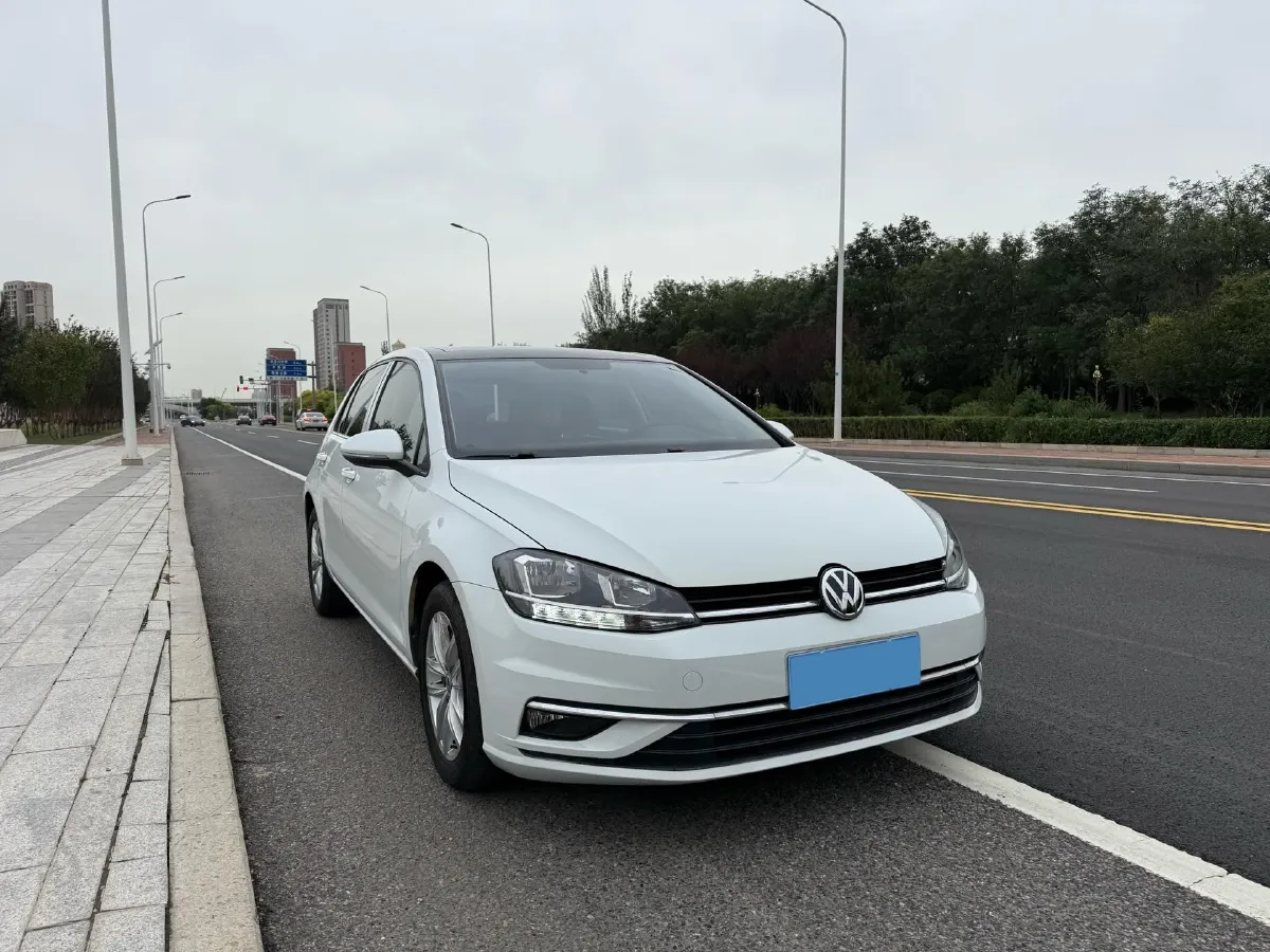 2018 Volkswagen Golf 1.4T 131HP L4 7DCT,autocango,china used car exporter,china ev exporter,chinese used car exporter,chinese used ev exporter