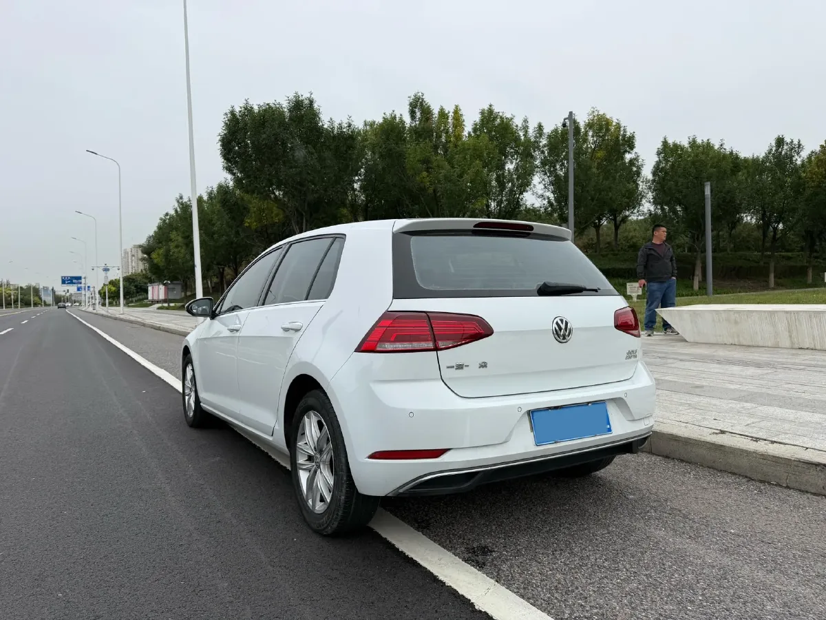 2018 Volkswagen Golf 1.4T 131HP L4 7DCT,autocango,china used car exporter,china ev exporter,chinese used car exporter,chinese used ev exporter