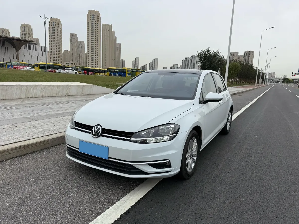 2018 Volkswagen Golf 1.4T 131HP L4 7DCT,autocango,china used car exporter,china ev exporter,chinese used car exporter,chinese used ev exporter