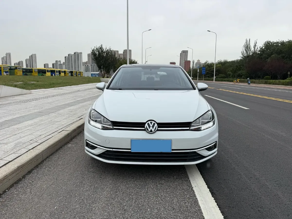 2018 Volkswagen Golf 1.4T 131HP L4 7DCT,autocango,china used car exporter,china ev exporter,chinese used car exporter,chinese used ev exporter