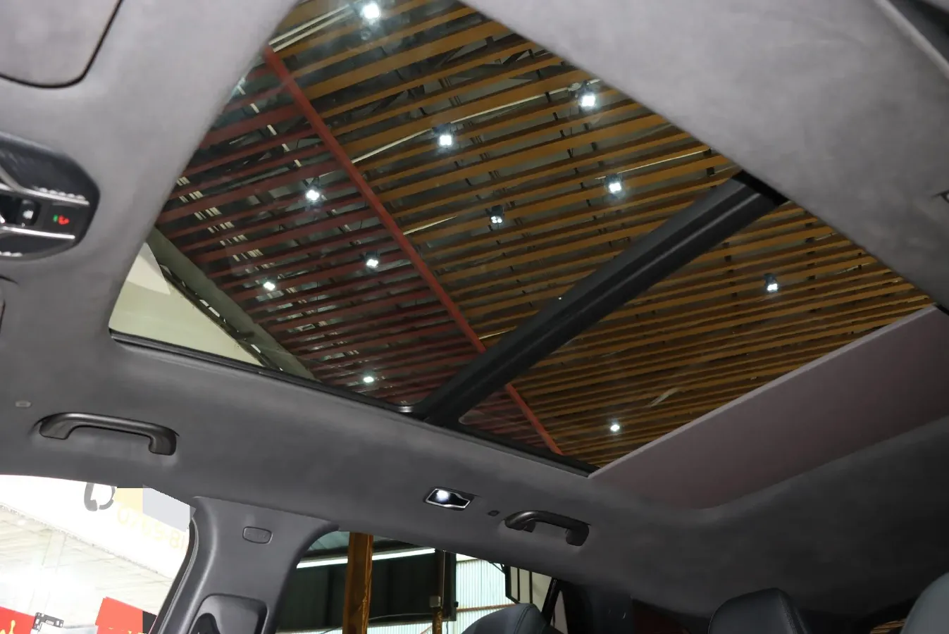 2024 Geely Monjaro 2.0T 238HP L4 8AT,autocango,china used car exporter,china ev exporter,chinese used car exporter,chinese used ev exporter