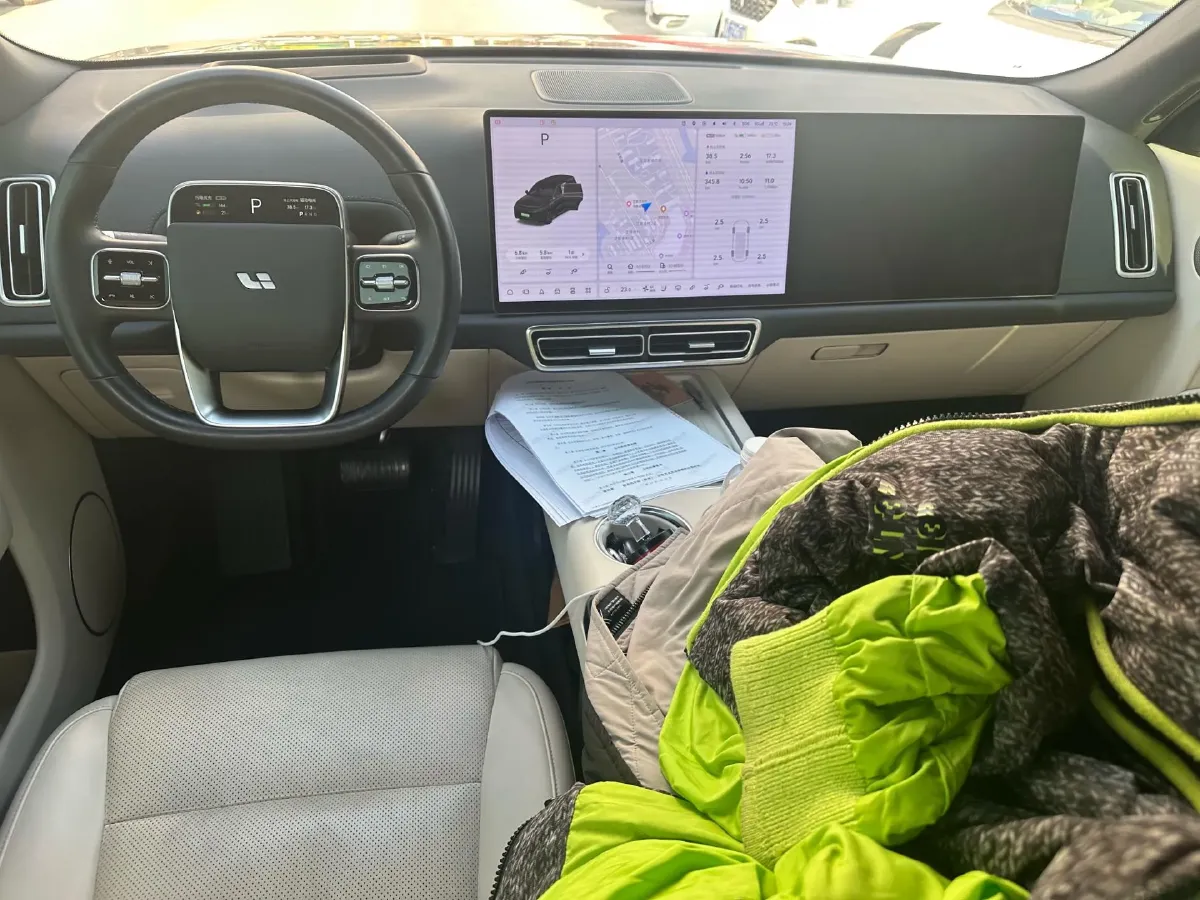 2024 Li L9 Range Extended 154HP REEV 52.3KWH,autocango,china used car exporter,china ev exporter,chinese used car exporter,chinese used ev exporter