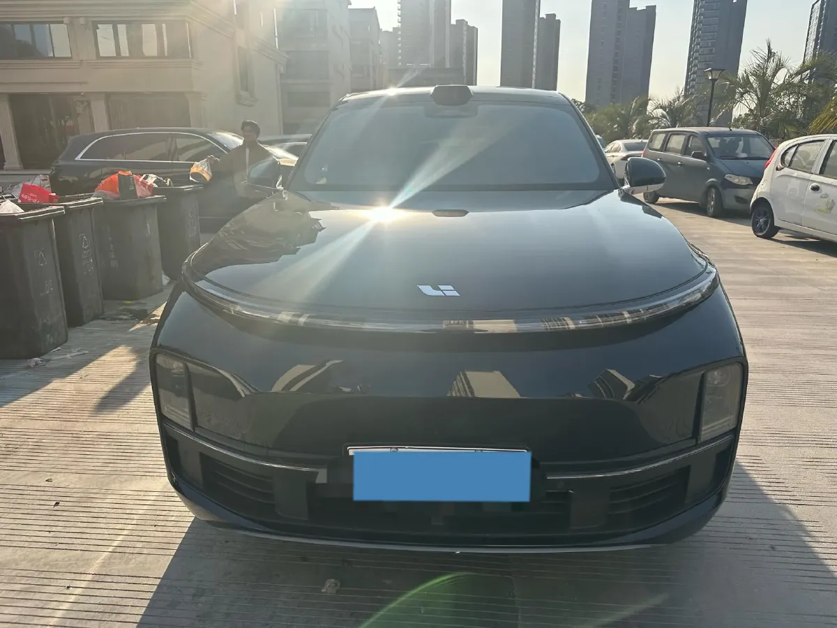 2024 Li L9 Range Extended 154HP REEV 52.3KWH,autocango,china used car exporter,china ev exporter,chinese used car exporter,chinese used ev exporter