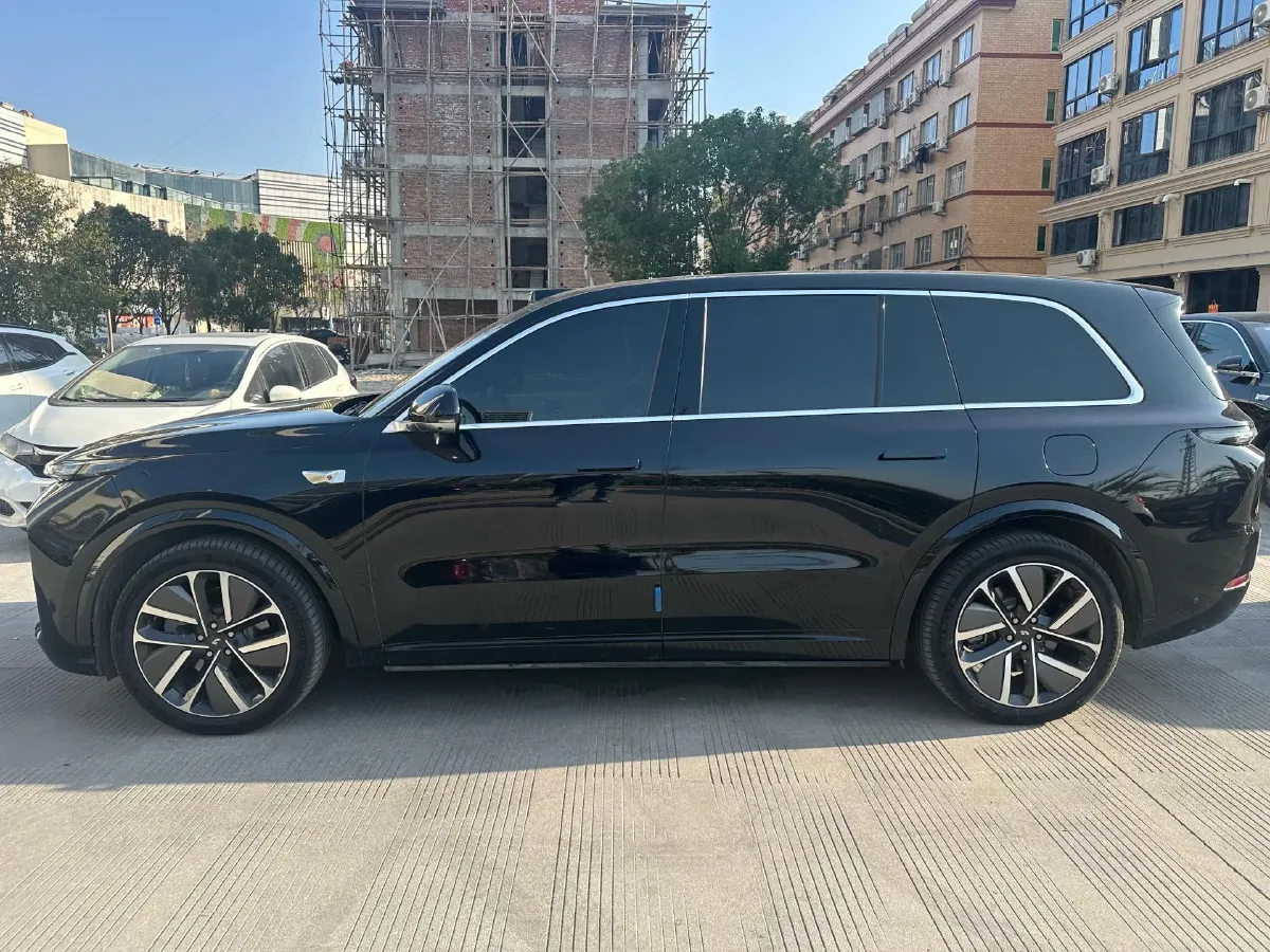 2024 Li L9 Range Extended 154HP REEV 52.3KWH,autocango,china used car exporter,china ev exporter,chinese used car exporter,chinese used ev exporter