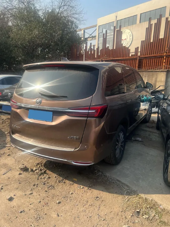 2021 Buick GL8 2.0T 237HP L4 9AT,autocango,china used car exporter,china ev exporter,chinese used car exporter,chinese used ev exporter