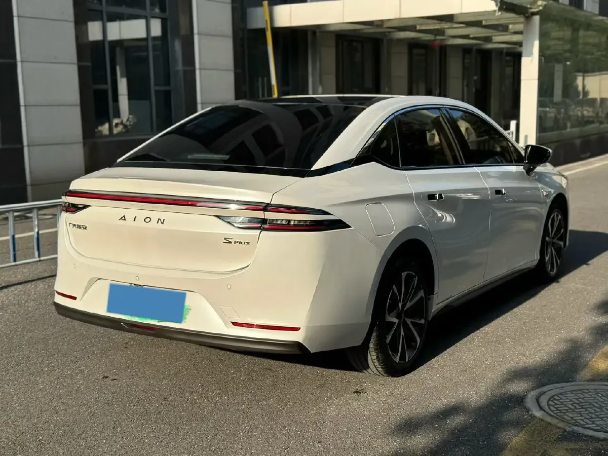 2022 ChangAn Oshan Z6 1.5T 170HP L4 6TCT PHEV 28.4KWH,autocango,china used car exporter,china ev exporter,chinese used car exporter,chinese used ev exporter