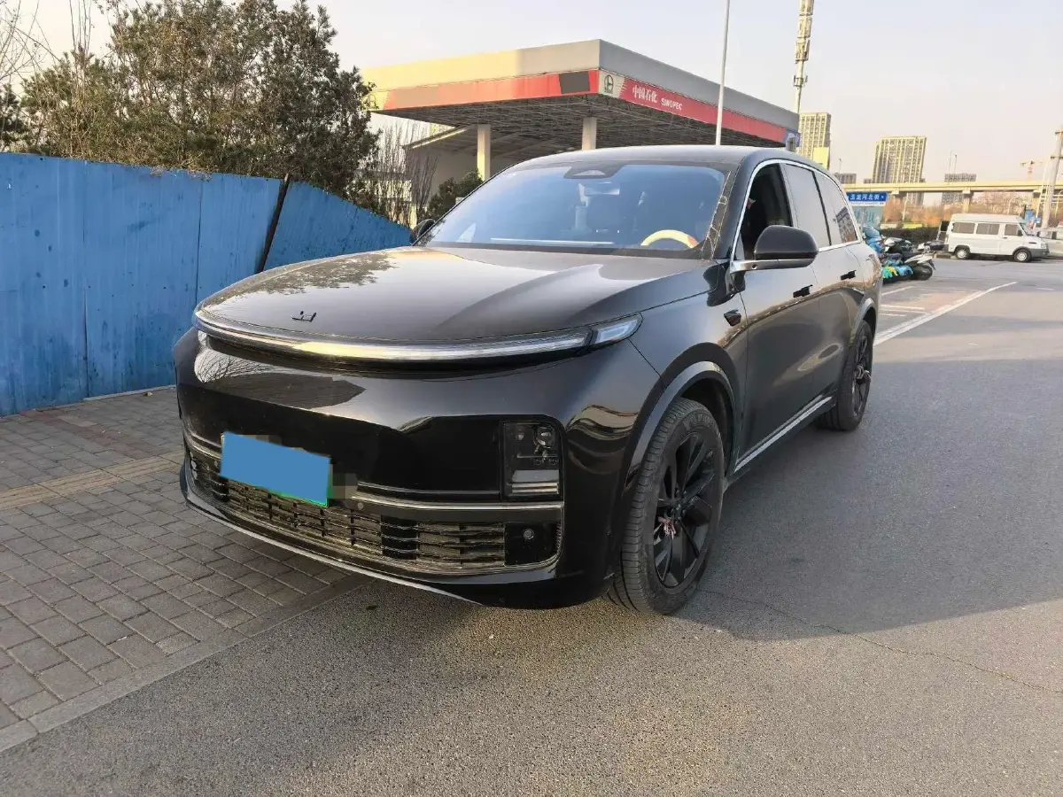 2023 Li L8 Range Extended 154HP REEV 40.9KWH