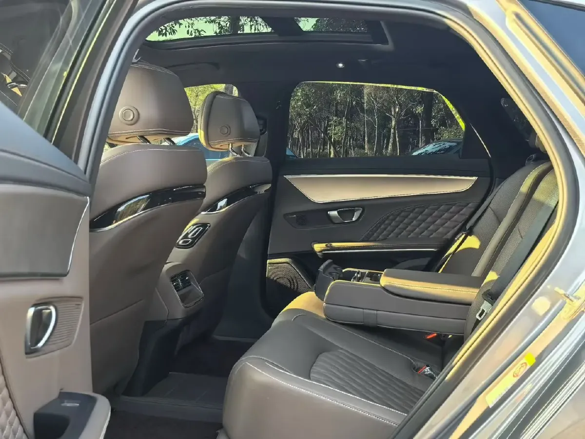 2021 BYD Han BEV 64.8KWH,autocango,china used car exporter,china ev exporter,chinese used car exporter,chinese used ev exporter