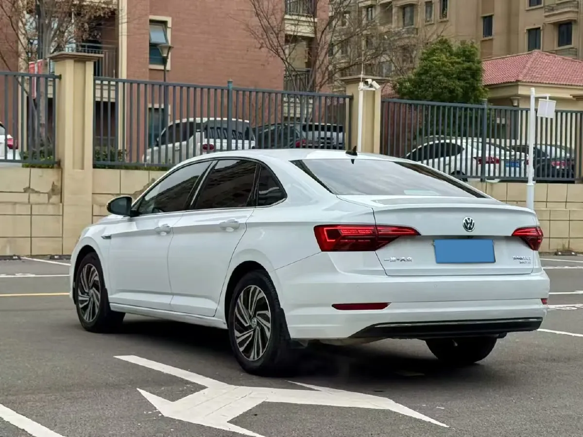 2021 Volkswagen Sagitar 1.2T 116HP L4 7DCT,autocango,china used car exporter,china ev exporter,chinese used car exporter,chinese used ev exporter