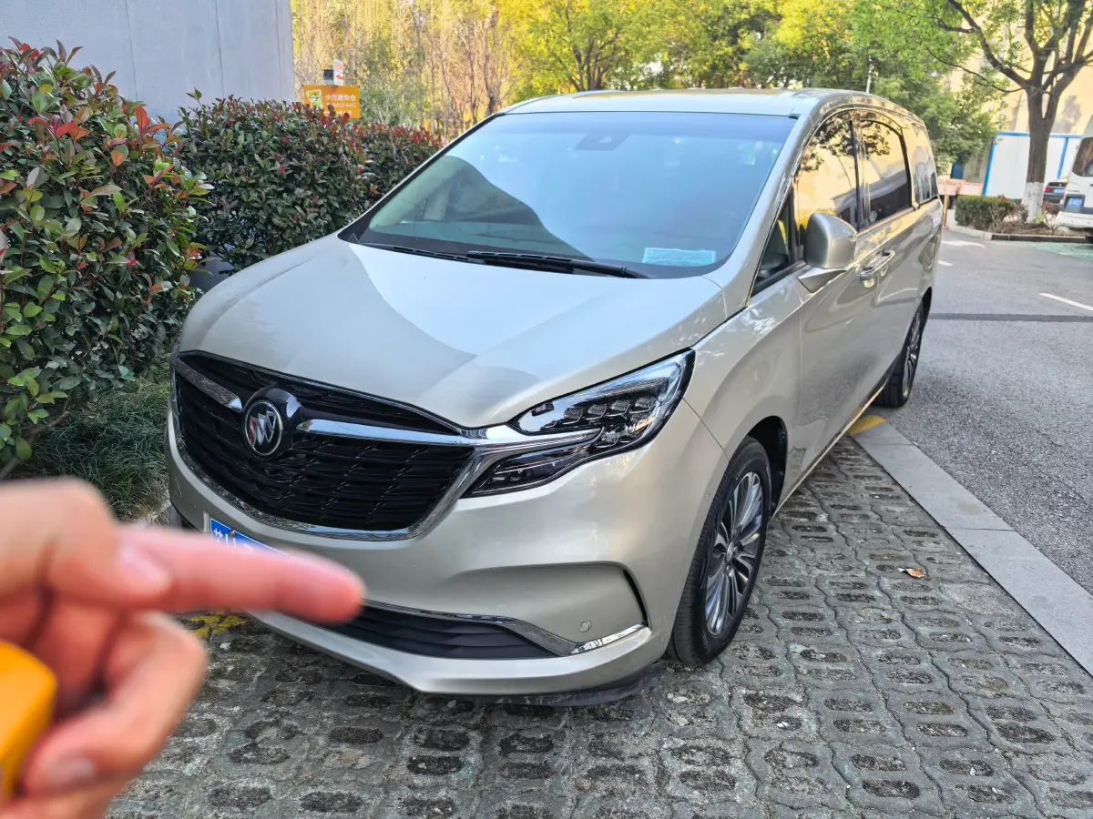 2022 Buick GL8 2.0T 237HP L4 9AT