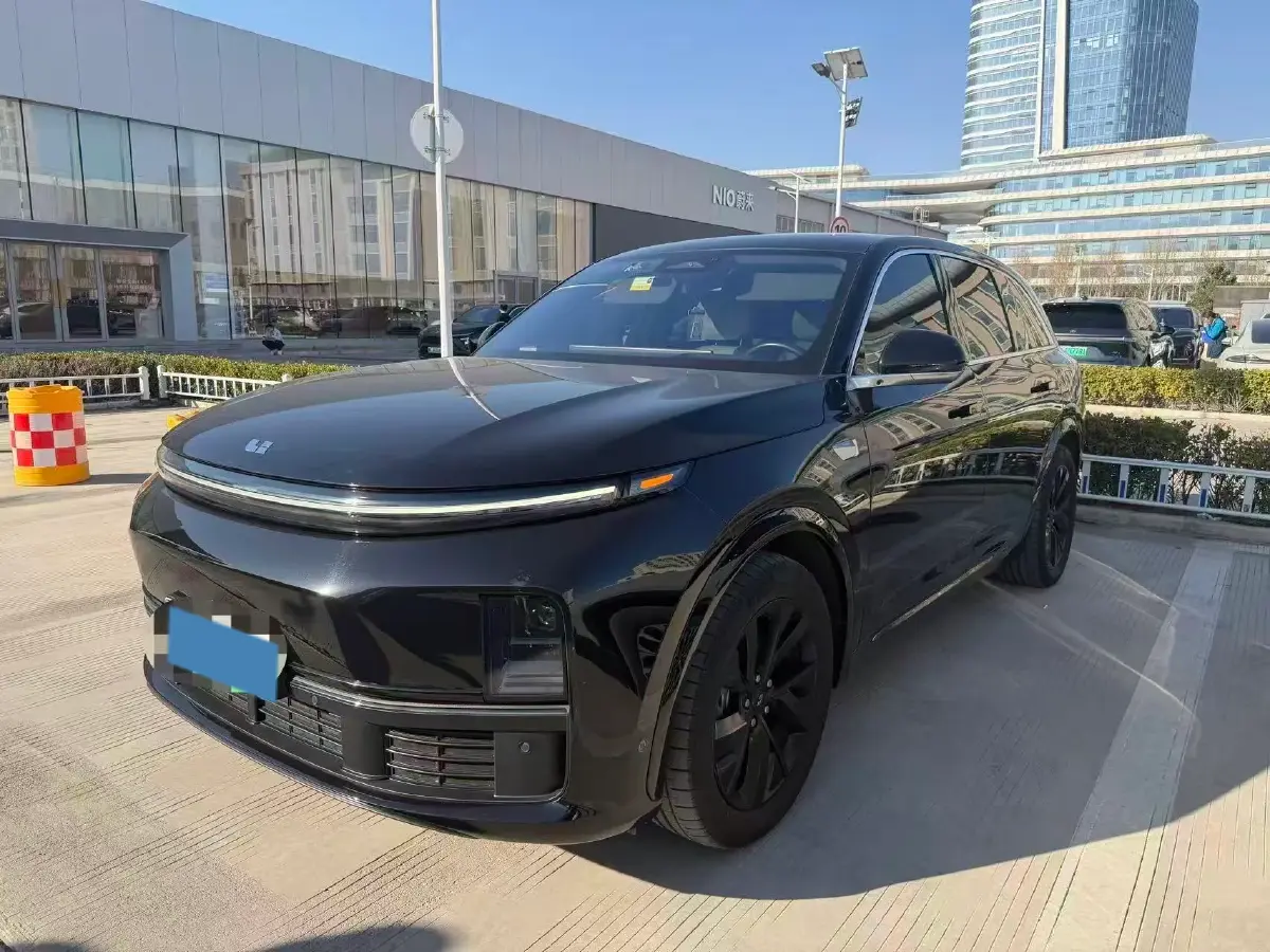 2023 Li L7 Range Extended 154HP REEV 40.9KWH