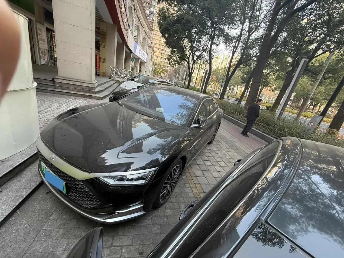 2020 WEY VV7 2.0T 227HP L4 7DCT PHEV,autocango,china used car exporter,china ev exporter,chinese used car exporter,chinese used ev exporter