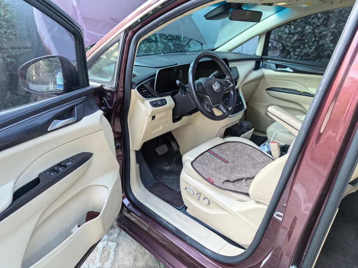 2022 Buick GL8 2.0T 237HP L4 9AT,autocango,china used car exporter,china ev exporter,chinese used car exporter,chinese used ev exporter