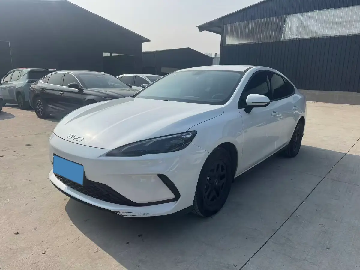 2025 BYD Seal05 DM-i 1.5L 101HP L4 E-CVT PHEV 7.68KWH