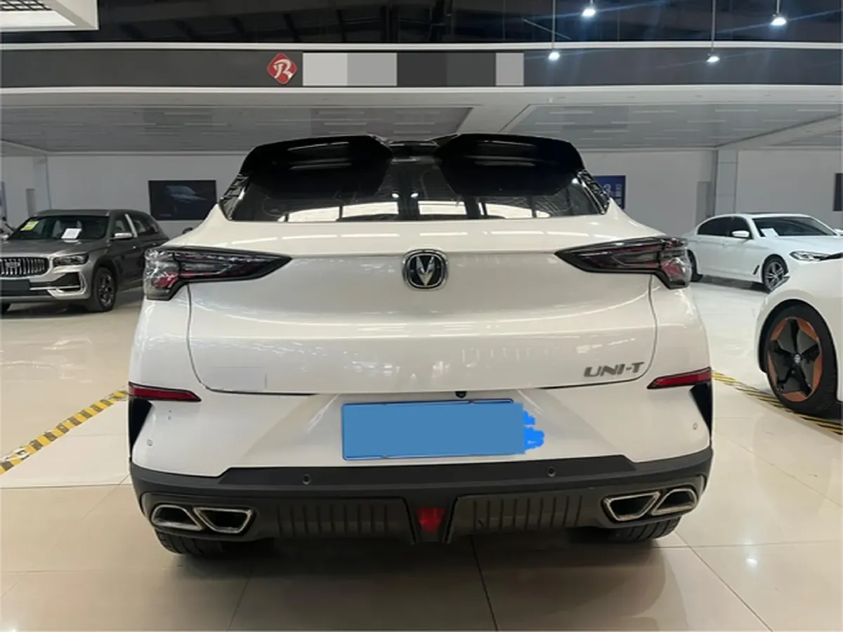 2022 ChangAn UNI-T 1.5T 188HP L4 7DCT,autocango,china used car exporter,china ev exporter,chinese used car exporter,chinese used ev exporter