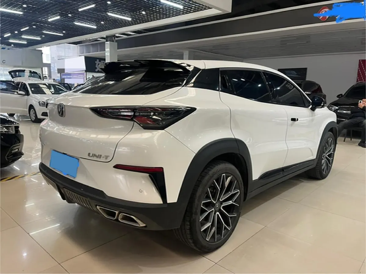 2022 ChangAn UNI-T 1.5T 188HP L4 7DCT,autocango,china used car exporter,china ev exporter,chinese used car exporter,chinese used ev exporter