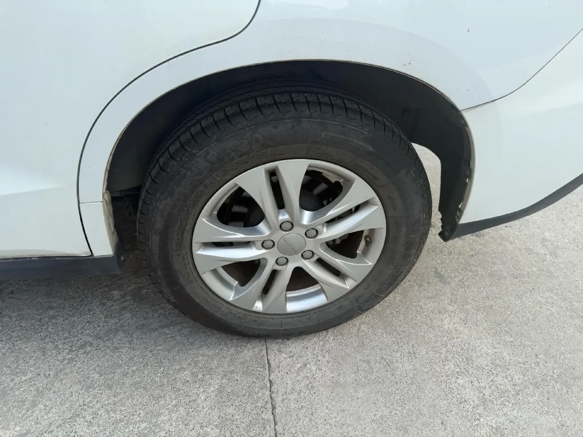 2019 Haval M6 1.5T 150HP L4 7DCT,autocango,china used car exporter,china ev exporter,chinese used car exporter,chinese used ev exporter