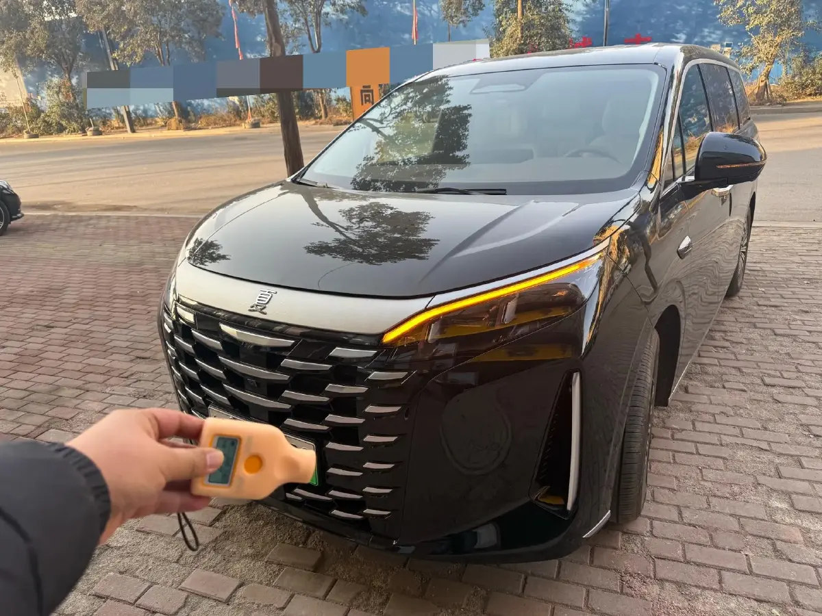 2025 BYD Xia 1.5T 156HP L4 E-CVT PHEV 20.39KWH