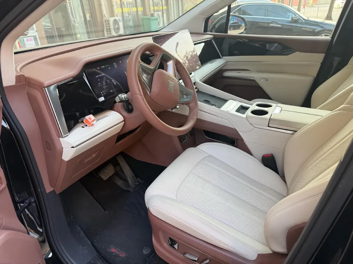 2025 BYD Xia 1.5T 156HP L4 E-CVT PHEV 20.39KWH,autocango,china used car exporter,china ev exporter,chinese used car exporter,chinese used ev exporter