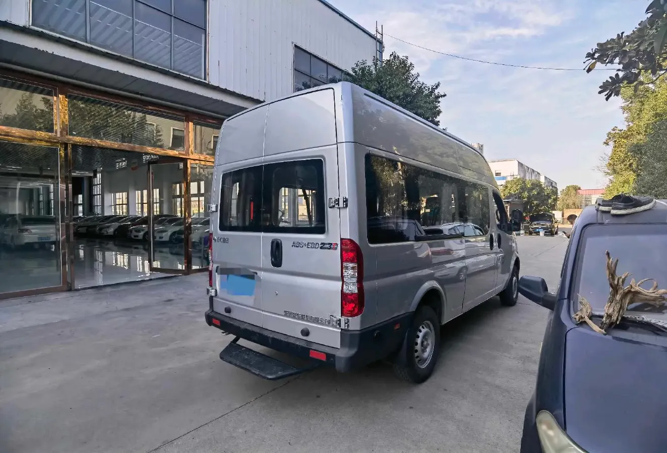 2021 DongFeng DFAC YuFeng 2.3T 136HP L4 6MT,autocango,china used car exporter,china ev exporter,chinese used car exporter,chinese used ev exporter