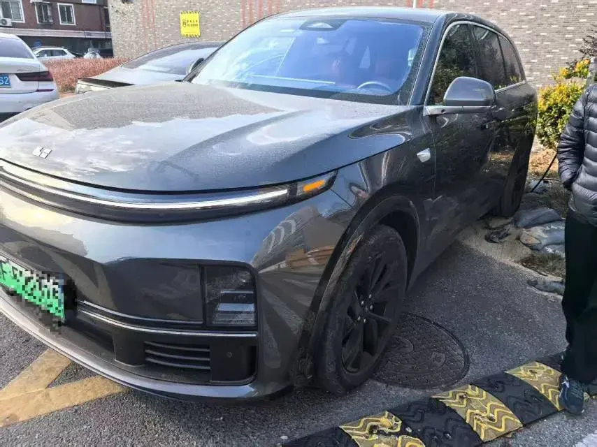2023 Li L7 Range Extended 154HP REEV 40.9KWH